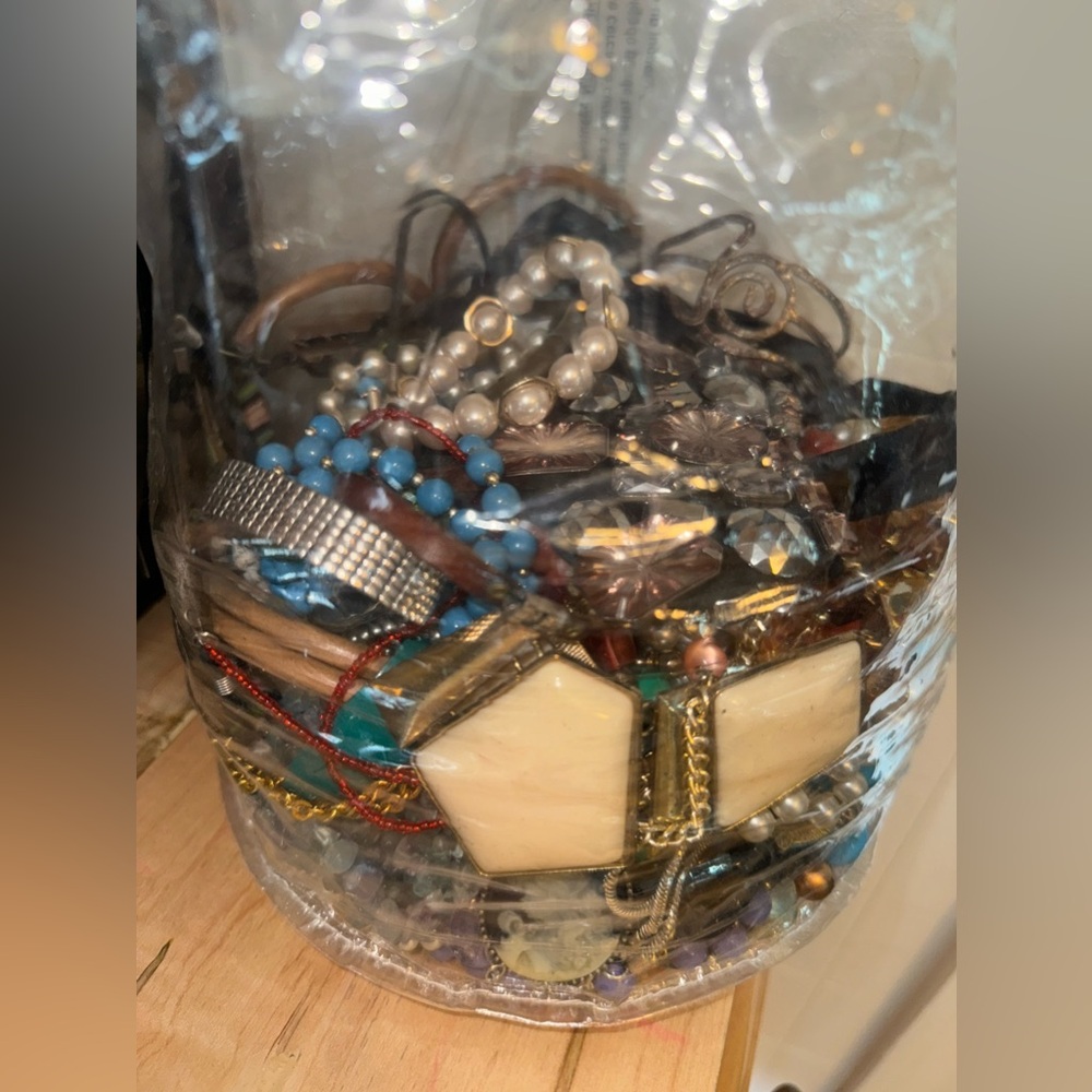 5.8 lbs Vintage Mystery Jewelry Bag